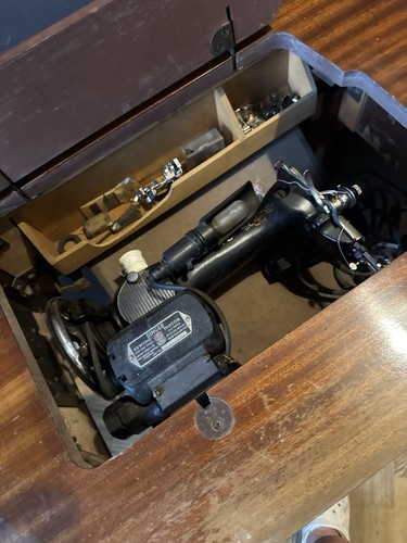 Singer vintage sewing machine - singer,