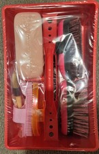 Lincoln Horse Grooming Kit