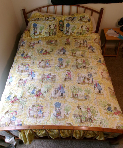 Vintage holly hobbie comforter - hobbie,