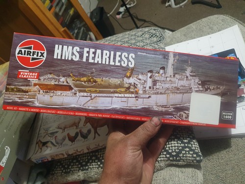 Airfix hms fearless - hms,