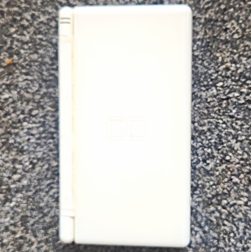Nintendo lite white - nintendo,