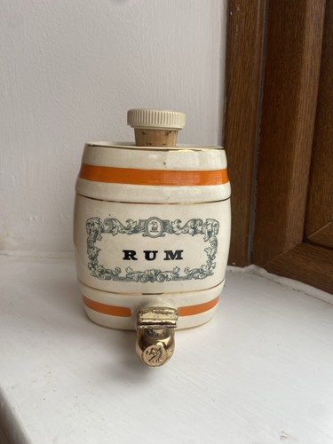 Vintage wade royal victoria - wade,
