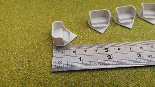76th scale fairground skid - scale,