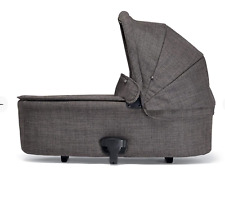 NEW MAMAS & PAPAS FLIP XT CARRYCOT IN CHESTNUT 