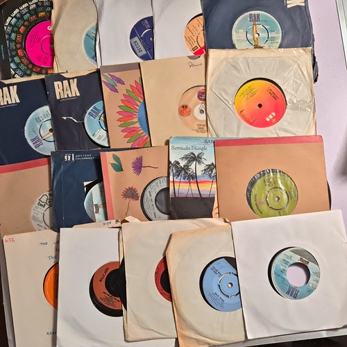 200 joblot inch vinyl - 200, 7