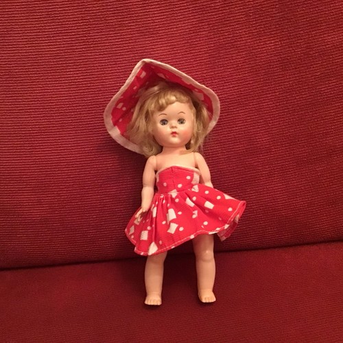 Rare tonie and sally dolls - rare,