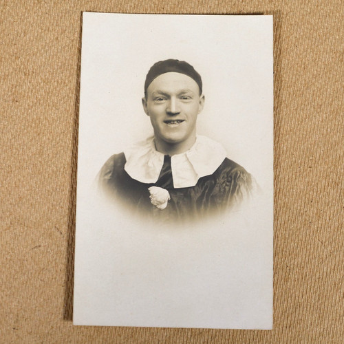 Postcard real photo - postcard,,