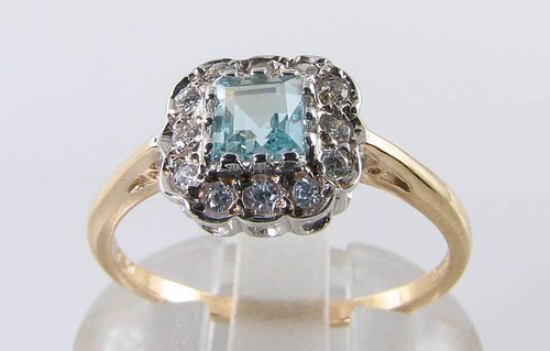 9ct gold aquamarine - 9k,