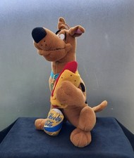 Scooby Doo Plush, Holding Hot