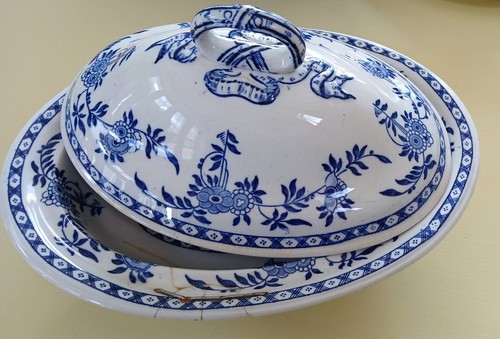 Stapled repaired tureen - repaired,