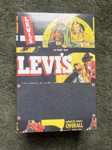 Medicom bearbrick levi levis - bearbrick, levi's