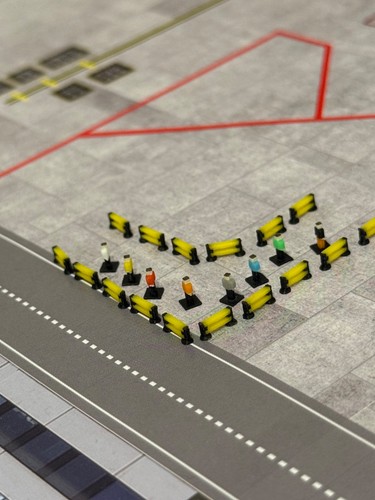 400 scale airport model - 1:400,