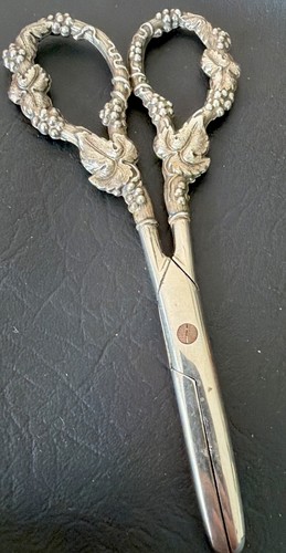 Antique grape scissors - antique,