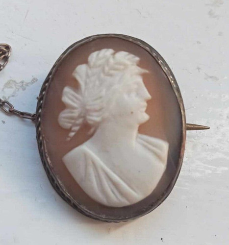 Antique grand tour cameo - grand,