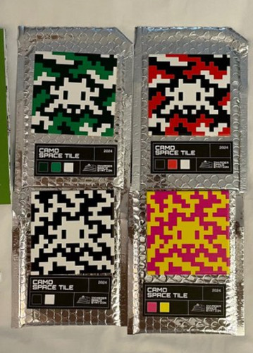 Set tiles space invader - of,