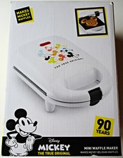 Disney Mickey Mouse 90th