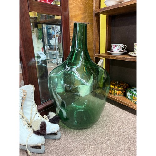 Vintage large green glass - large,