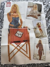 Pamela Anderson - Extra Large