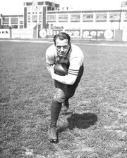 648752 1934 Red Grange