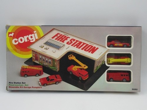 Vtg rare 1976 corgi - vtg,