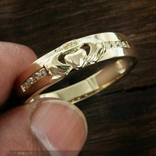 Men's 0.16 Ct Round Moissanite