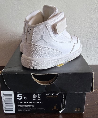 White nike jordan executive - nike, bt