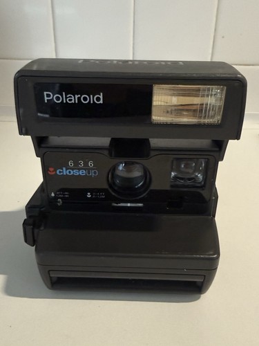 Polaroid 636 closeup instant - polaroid,
