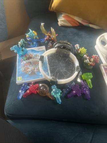 Skylanders trap team nintendo - skylanders,