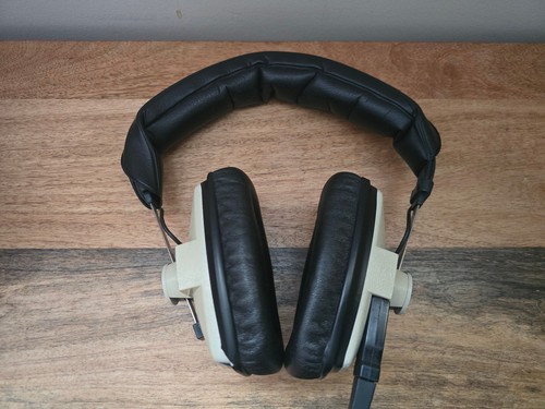 Beyerdynamic dt100 headphones - beyerdynamic,