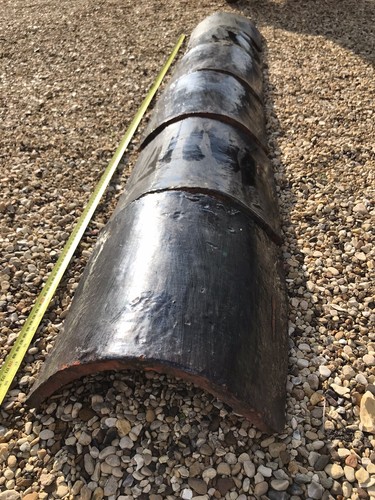 Black glazed ridge - glazed,