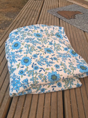 Vintage ditsy blue - vintage,