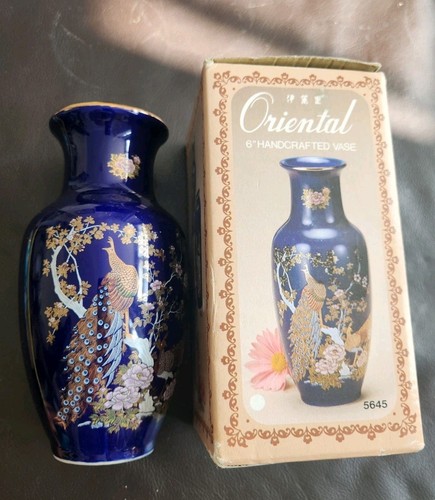 Oriental vase cobalt blue - ,