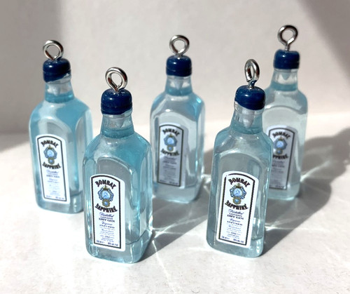 Gin bottles charms - x,