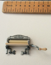 Bodo Hennig  Dolls House