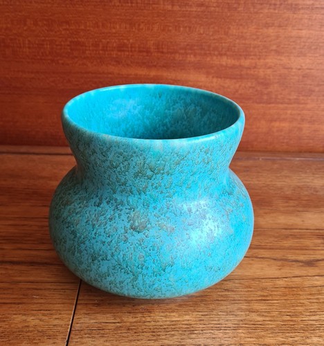 Royal lancastrian bulbous vase - royal,