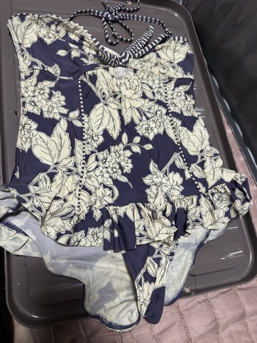 Good condition floozie frill - floozie,