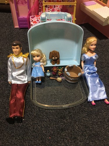 Disney bundle dolls - , good