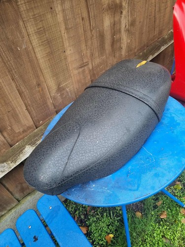 Piaggio typhoon seat 125 - 125,