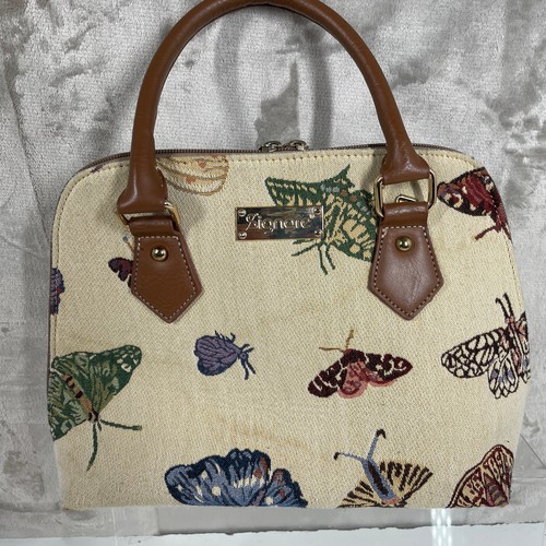 Signare tapestry butterfly - signare,