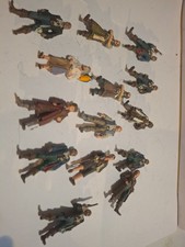 PIRATES OF THE CARIBBEAN METAL FIGURES