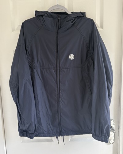 Pretty green men - pretty, men’s