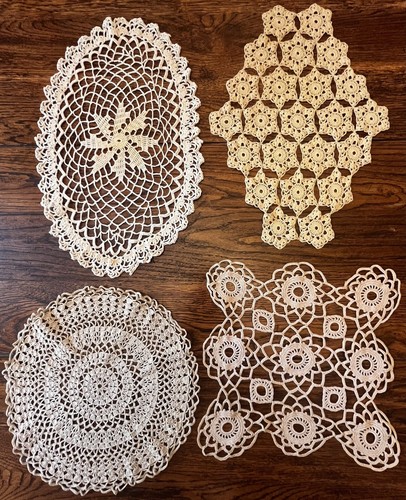 Large crochet table mats - 4,