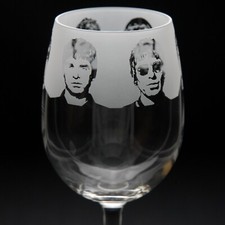 OASIS Engraved Crystal Wine