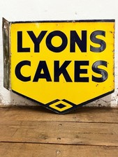 Original Lyon’s Cakes Double