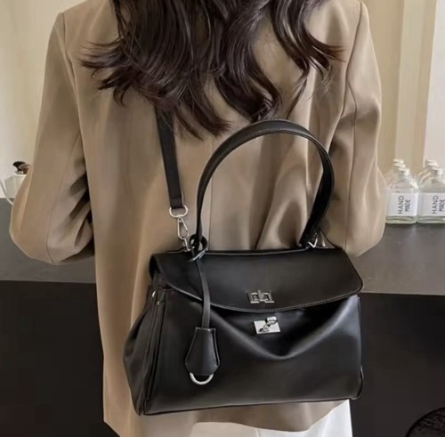 Maybe balenciaga rodeo - balenciaga, handbag