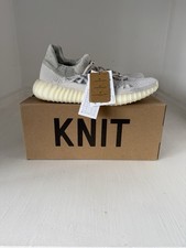 adidas Yeezy Boost 350 V2