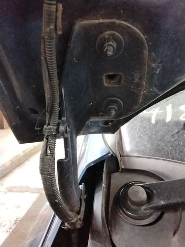 Bonnet hinge ford focus - ford,