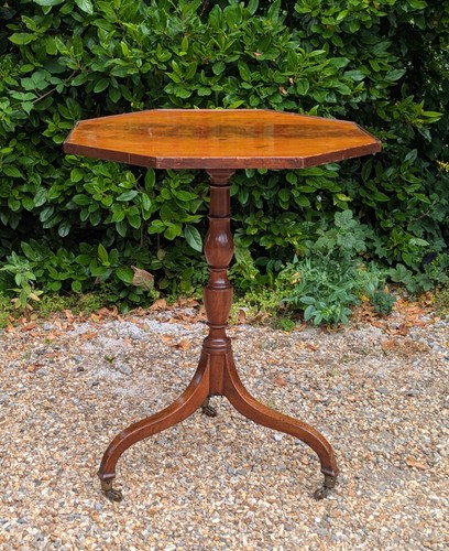 Regency mahogany table with - mahogany,