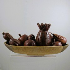 11 x wooden Fruits  Hand