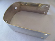03-0254S NORTON DOMINATOR 68on FRONT MUDGUARD BRIDGE CENTRE STAY STAINLESS ***
